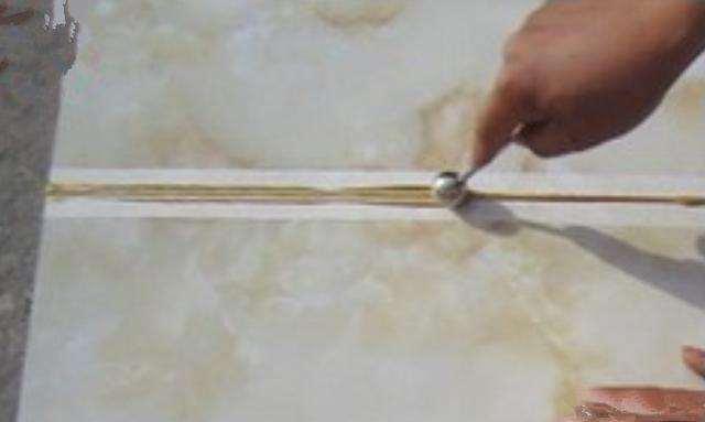 瓷砖美缝怎么做，如何做瓷砖美缝（看完这篇文章你也能自己做）