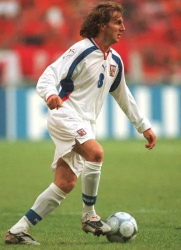 足坛奇迹队伍，足坛72白金一代