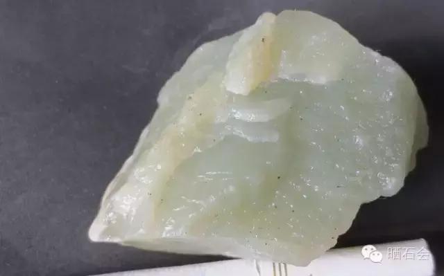 最常见的6种石头，怎么辨别石头里有和田玉