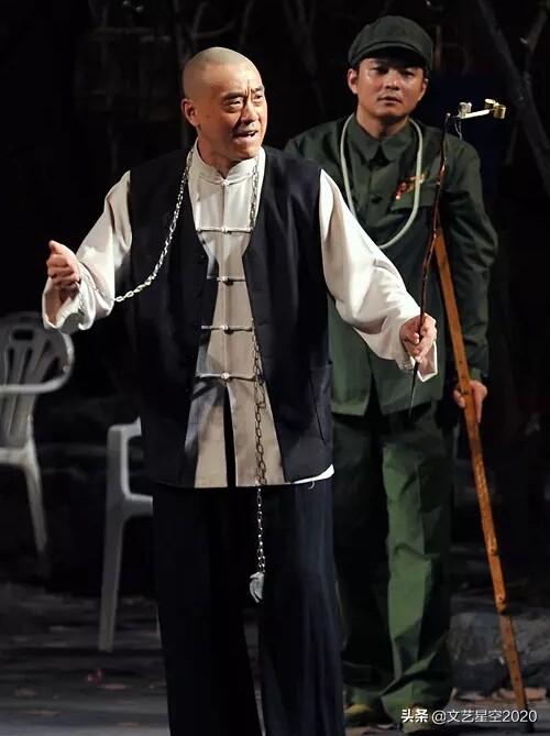 何冰主演的电视剧大全，何冰所有的电视剧（从双料视帝到无戏可拍）