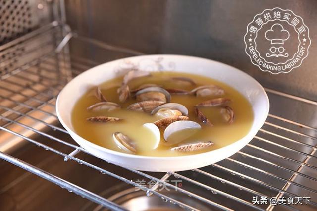 花蛤怎么炒又嫩又香，10分钟上桌鲜美滑嫩