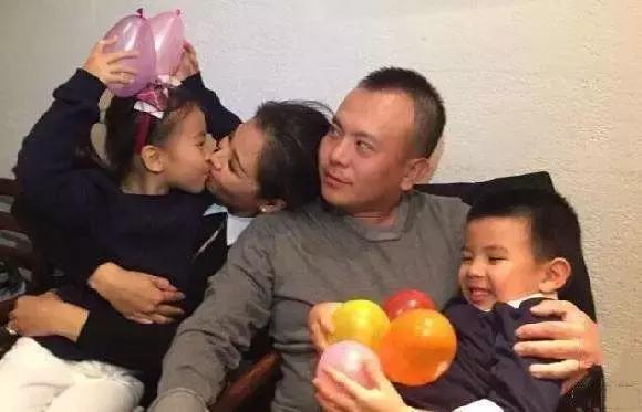 刘涛三个孩子分别是谁的，刘涛母子有多像