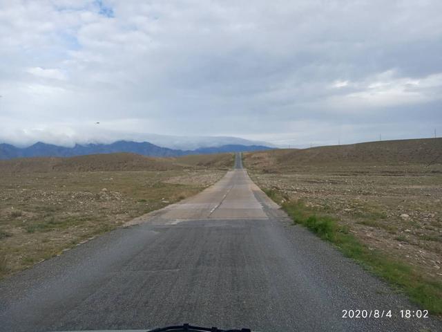 房车旅行去极地，奔驰乌尼莫克越野房车极地挑战无惧任何地形