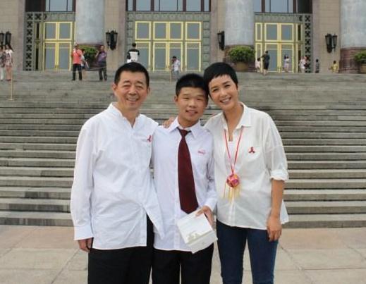 蒋雯丽与顾长卫真的很恩爱吗，蒋雯丽夫妇回应国籍质疑