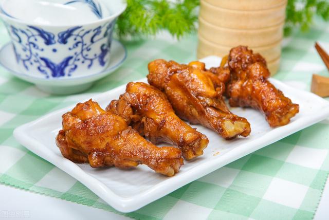 红烧鸡腿怎么做，红烧鸡腿怎么烧好吃又嫩