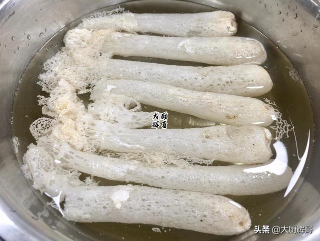 清水辟谷复食食谱，那晚上就来个：炝拌西葫芦