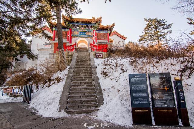 陕西华山栈道介绍，华山代表性的旅游景观