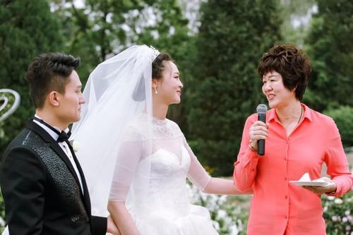 排球女队长惠若琪简历，家境优越却苦练排球