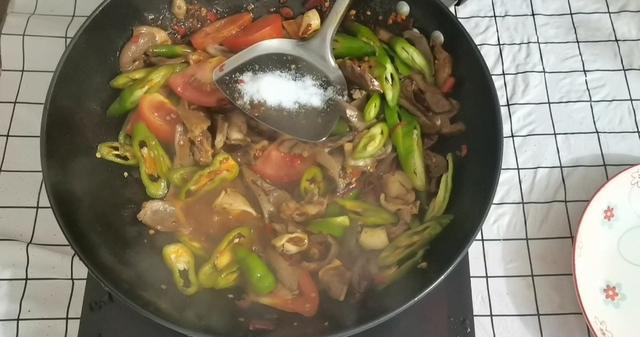 猪心怎么做才好吃的教学，原来猪心也可以做出这么好吃的家常菜