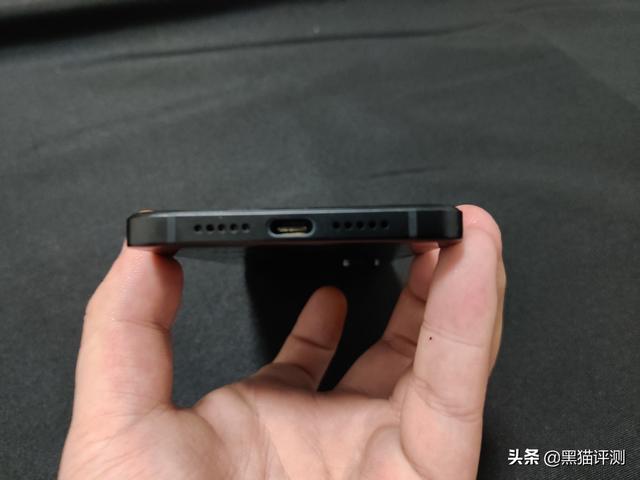 坚果pro3参数，坚果pro3详细评测（灵魂人物退场之后的坚持与妥协）