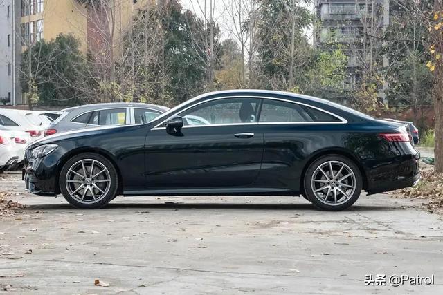 奔驰e级轿跑 coupe，最优雅的双门轿跑