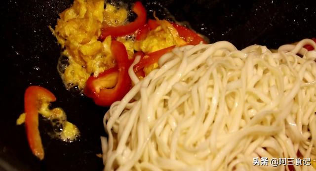 面条怎么做才好吃小学生也会做，面条最好吃的做法