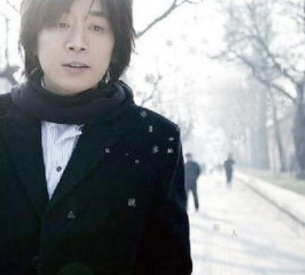 老狼同桌的你第二季，一场伤心事促使他结婚