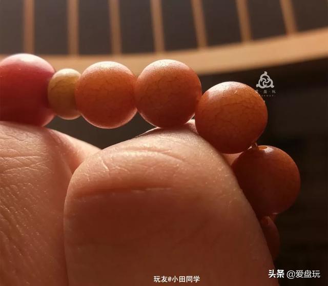 老式星月菩提根，10年的菩提根灯光一打就透