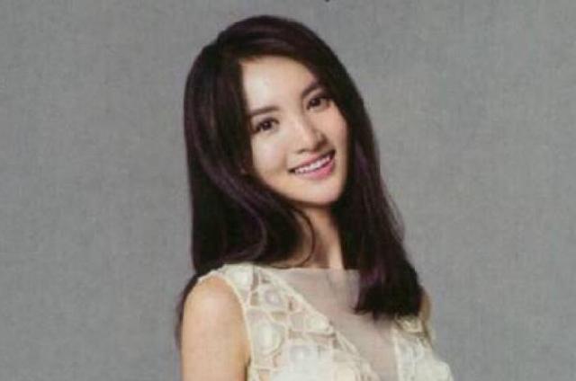 杨紫和迪丽热巴身材对比，关注近来高涨的十强90后女明星