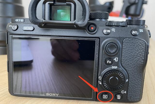 索尼微单相机入门教程和拍照技巧，手把手教你完成基本设置