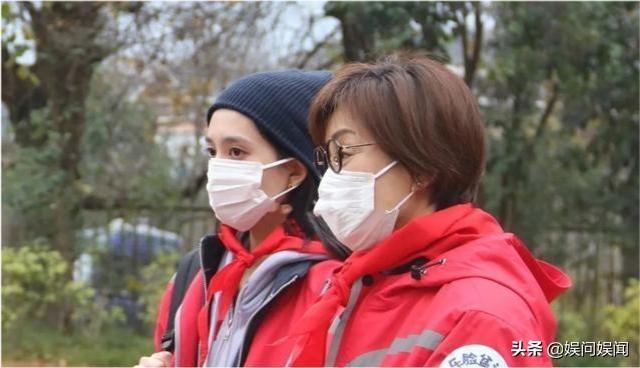 毛阿敏17岁女儿惊艳众人，毛阿敏女儿曝近照