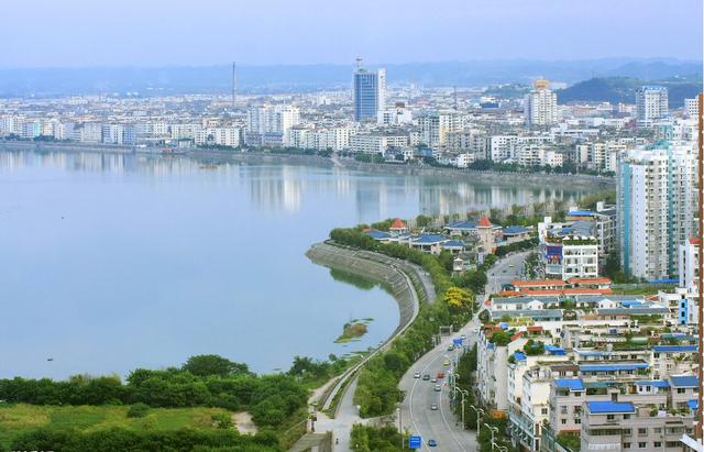四川成都市遂宁市，成都、遂宁、甘孜3市州发布人事任免