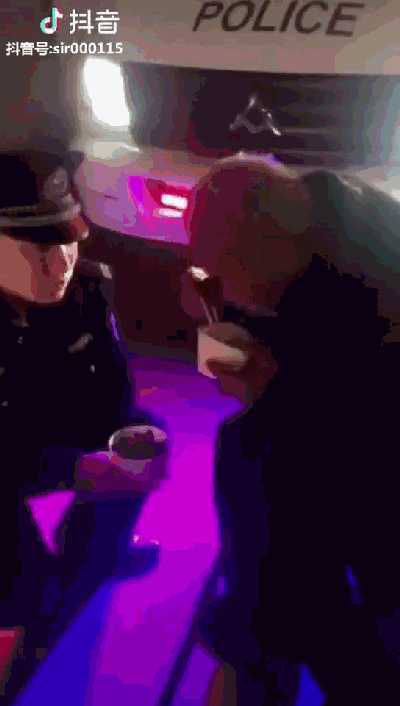 抖音官方首次公布爆款心法，实体店也能操作引流！