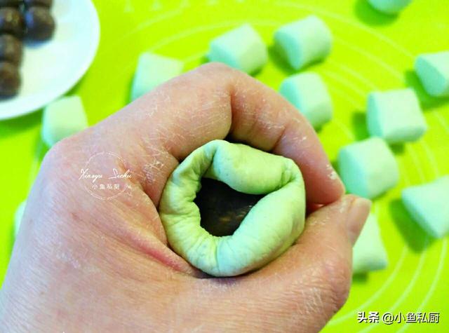 青团皮的配方比例，青团最正宗的做法才柔软（其实做法挺简单的）