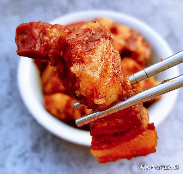 红烧肉的正确做法电饭煲，你用过电饭锅做红烧肉吗