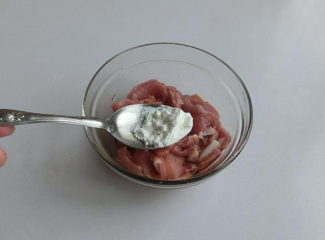 小炒肉怎么炒好吃又嫩，小炒肉怎样炒又嫩又好吃家常