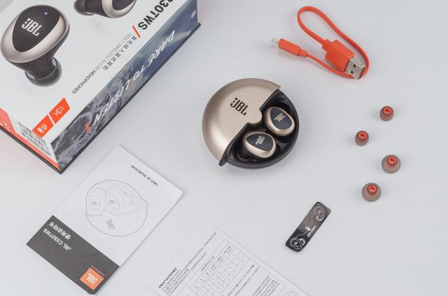 jbl值得入手的耳机，2022进阶版有线耳机怎么选