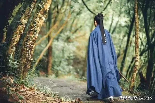 农村谚语五更鸡有什么说法，俗语一更人二更火