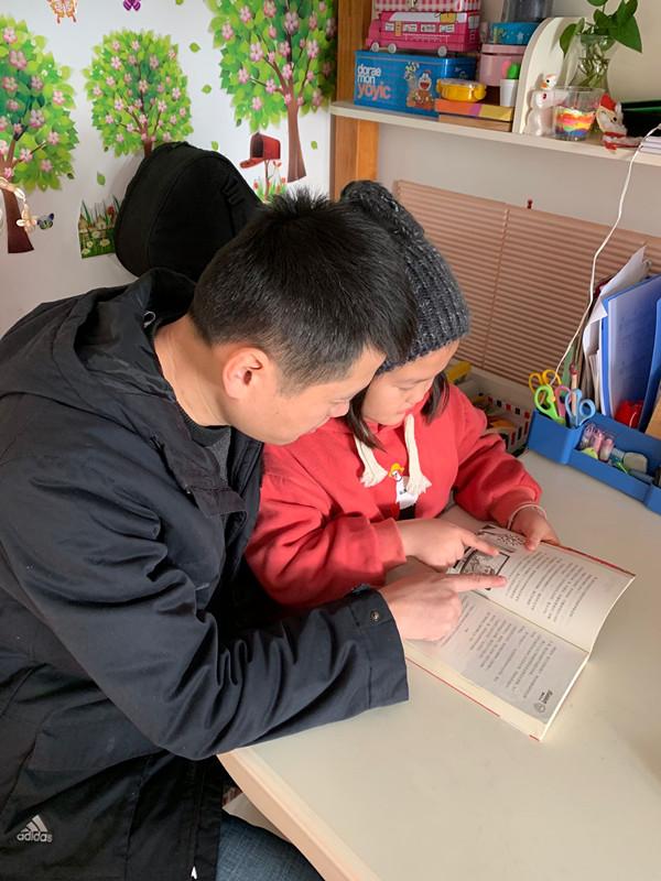 亲子读书卡小学生，合肥市华府骏苑小学开启亲子阅读