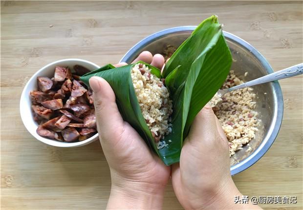 包粽子最简单方法新手，2种包粽子最简单方法