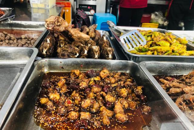 成都特产有哪些可带走，成都特产零食有哪些可以带走的（成都具有代表性的文化）
