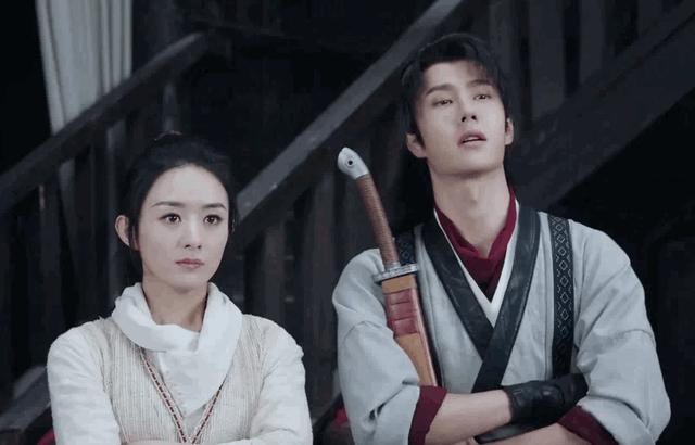 赵丽颖最近消息，有翡赵丽颖最新消息（剪短发穿“人鱼姬”礼服）