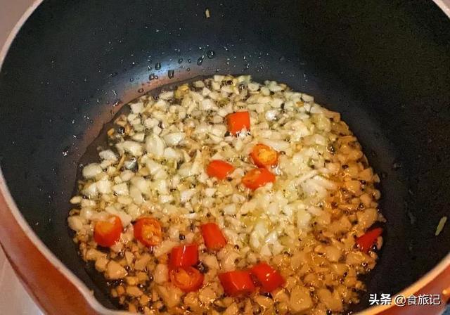 万能蘸料汁做法简单，拌鞋底子都好吃的7款万能蘸汁酱料大公开