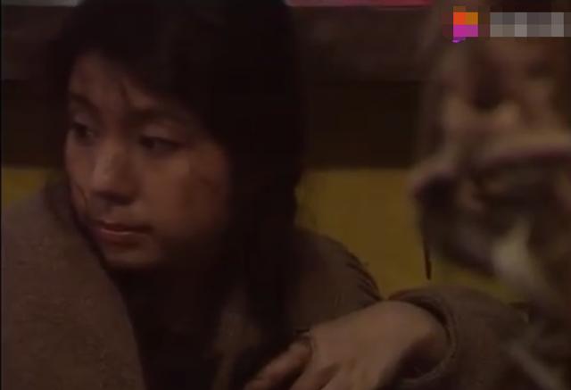 黃家駒離世27年，頭戴白花穿孝服大鬧靈堂的未婚妻，如今怎樣了 娛樂八卦吃瓜 第4张