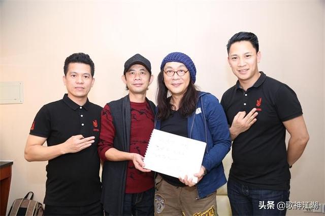 beyond乐队总共有几个人，黄家驹一手组建的Beyond乐队