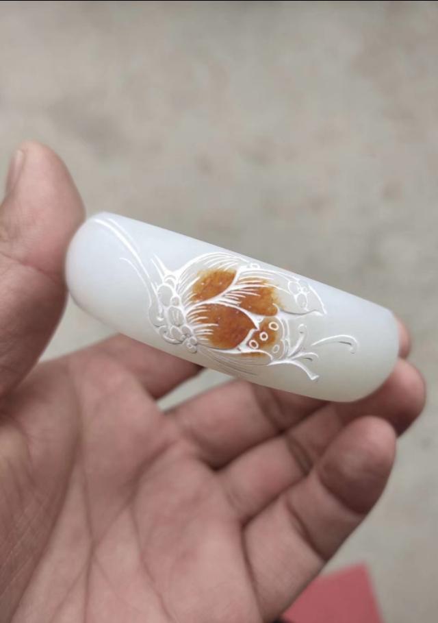 金丝白玉与和田白玉怎么区分，俄料白玉与和田白玉有啥区别