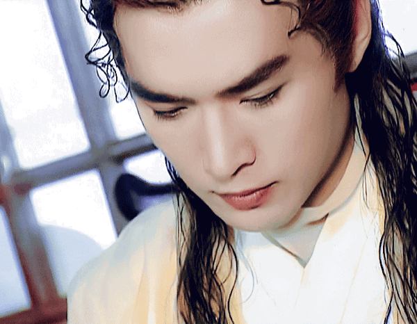 娱乐圈桃花眼的男明星，来9位桃花眼