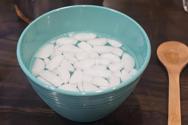 冻虾需要解冻再煮吗，冷冻虾怎么煮才嫩（不管煮鲜虾还是冻虾）