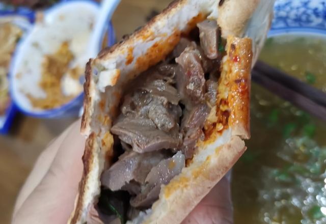 西安有啥好吃的，西安绝对不能错过的美食（不排队还正宗，转给外地朋友）