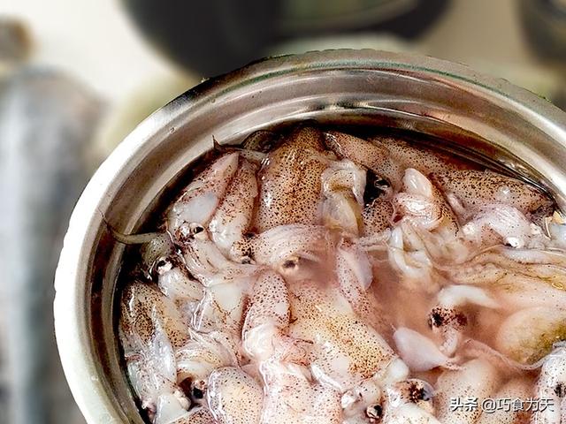 海兔子怎么做好吃，海兔子怎样做更好吃（这道凉拌海兔子）