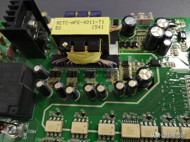 变频器各部件的作用，详细讲解变频器主要元器件的性能及作用