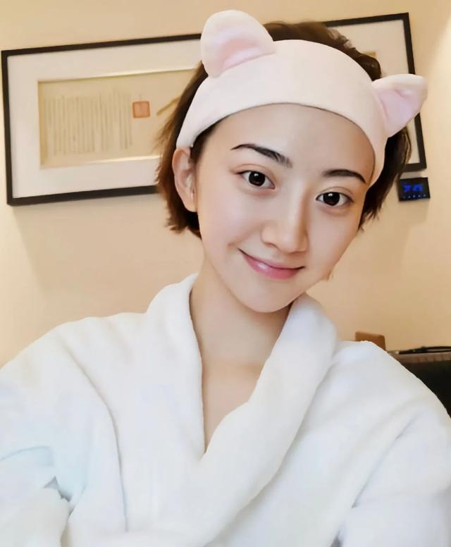 盘点景甜出道至今出演过的作品，景甜的黑红往事