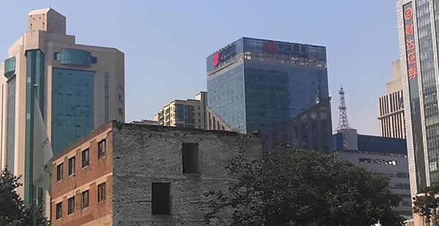 新世界阳光花园，新世界阳光花园房价（厦门繁华路口的8万㎡大楼）