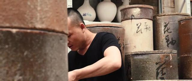 真正柴窑瓷器简介，世不一见的柴窑