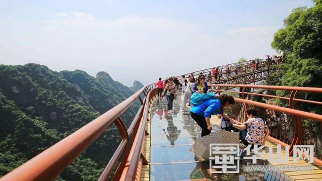 陕西省渭南市少华山景点，用美景温暖整个寒冬