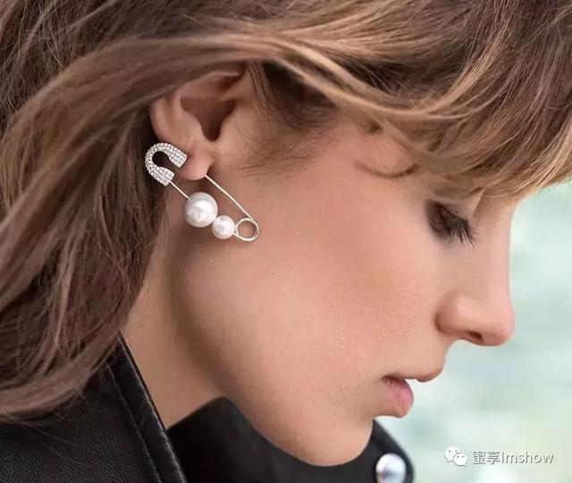 小众轻奢饰品大全，越美丽——IDee倾慕系列闪钻戒指婚礼饰品小众轻奢配饰