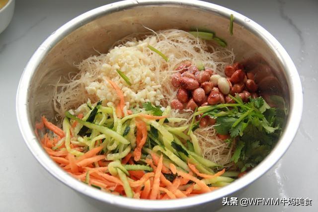 夏日清爽凉拌小菜口感脆嫩，夏季各种凉拌菜的做法