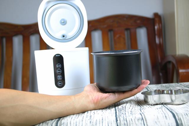 苏泊尔电饭煲怎么蒸米饭，苏泊尔蒸汽电饭煲怎么蒸米饭（米饭又亮又白又香）