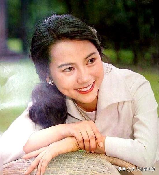 洪学敏惊艳写真照，如今谁还记得洪学敏呢