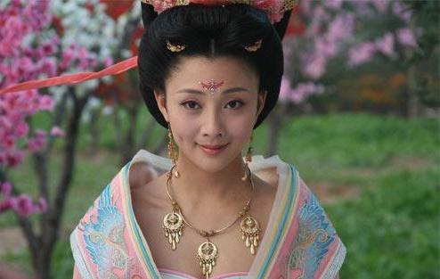 重庆有哪些明星，重庆老牌男明星有哪些（这5位女星个个貌美如花）